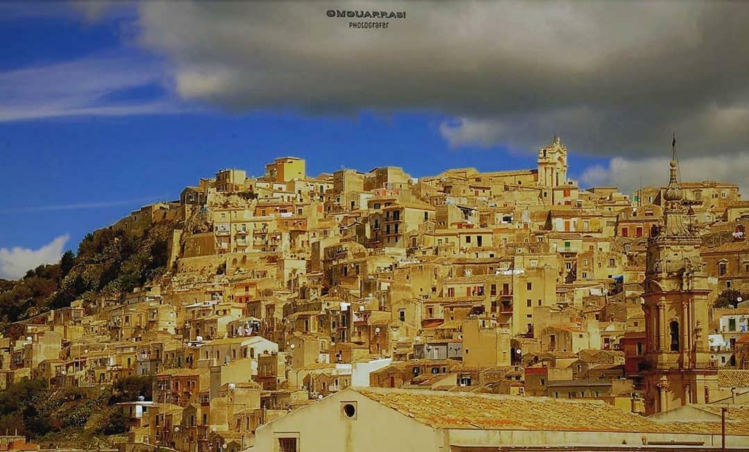 Si-Moutique, Le Case-Grotte Degli Avi 2 Modica Esterno foto